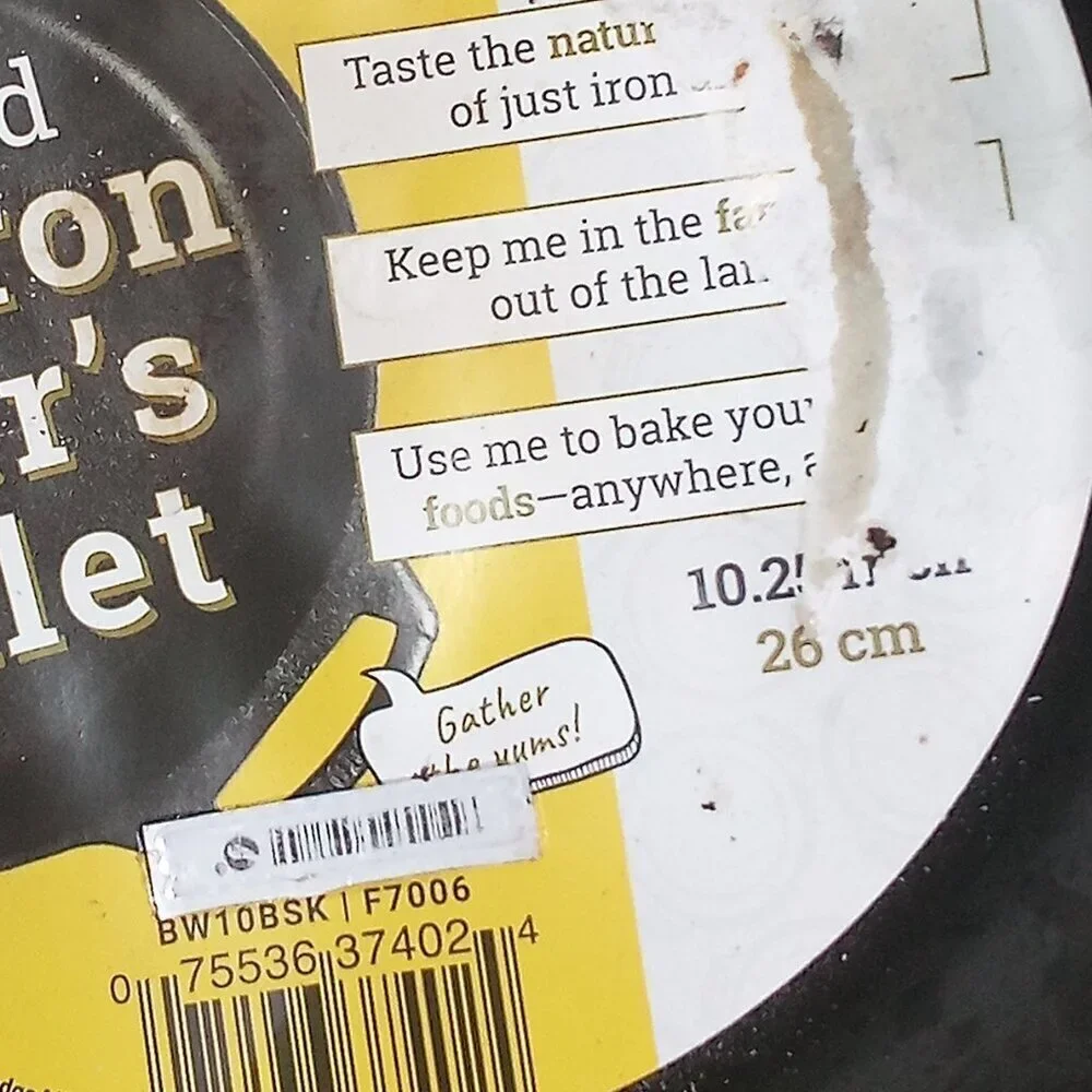 NWT Vintage Lodge Cast Iron Baker's Skillet